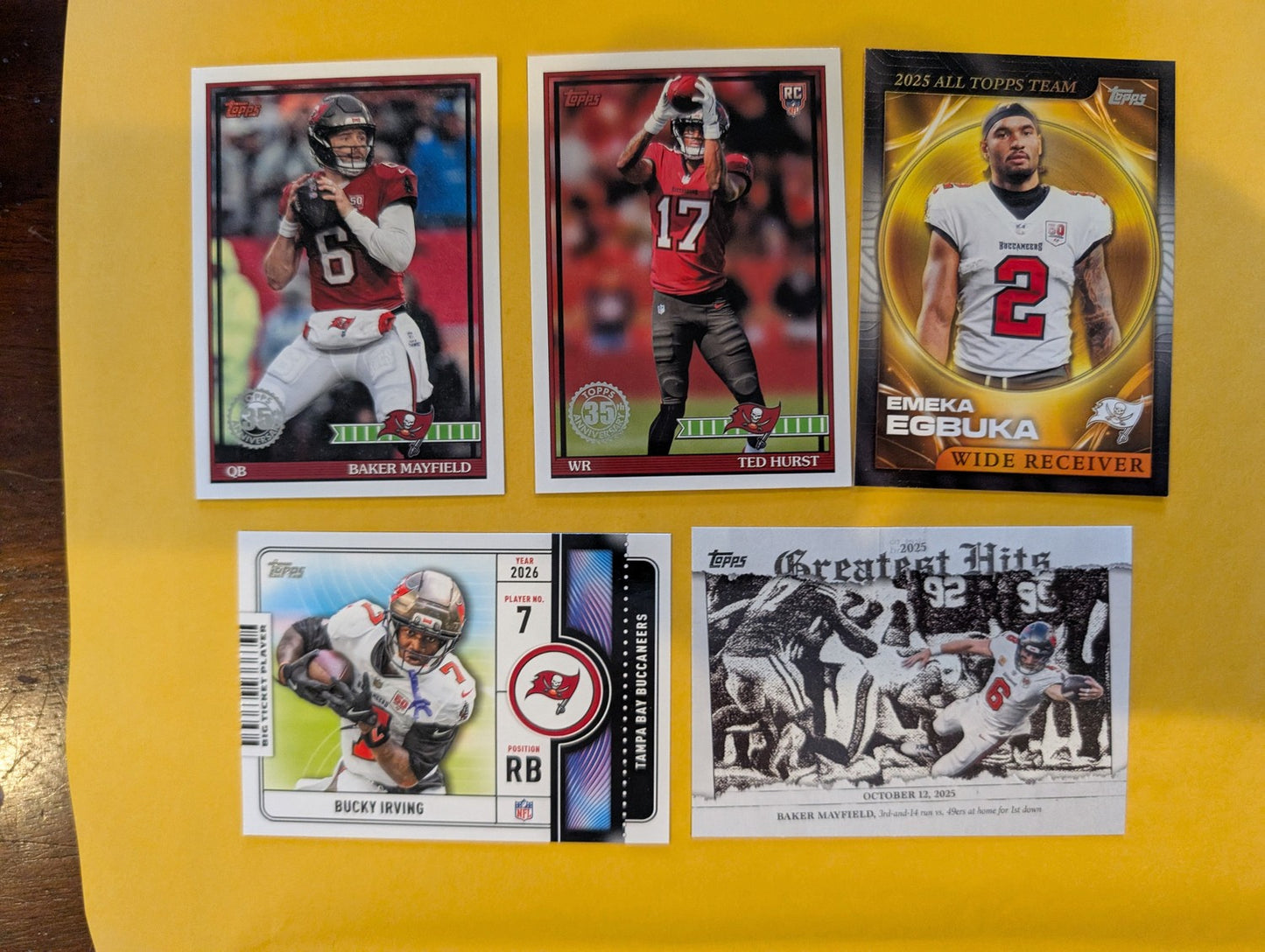 2026 Topps Football Tampa Bay Buccaneers Insert Team Pack - 5 Cards