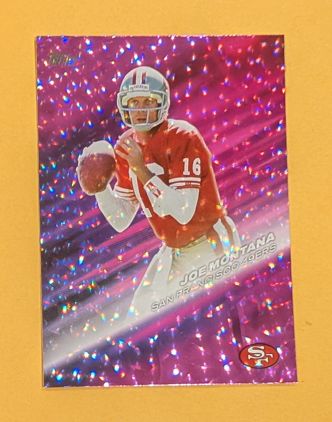2026 Topps Football Joe Montana Greats of the Game #GOTG-2 Pink Crackle Foil