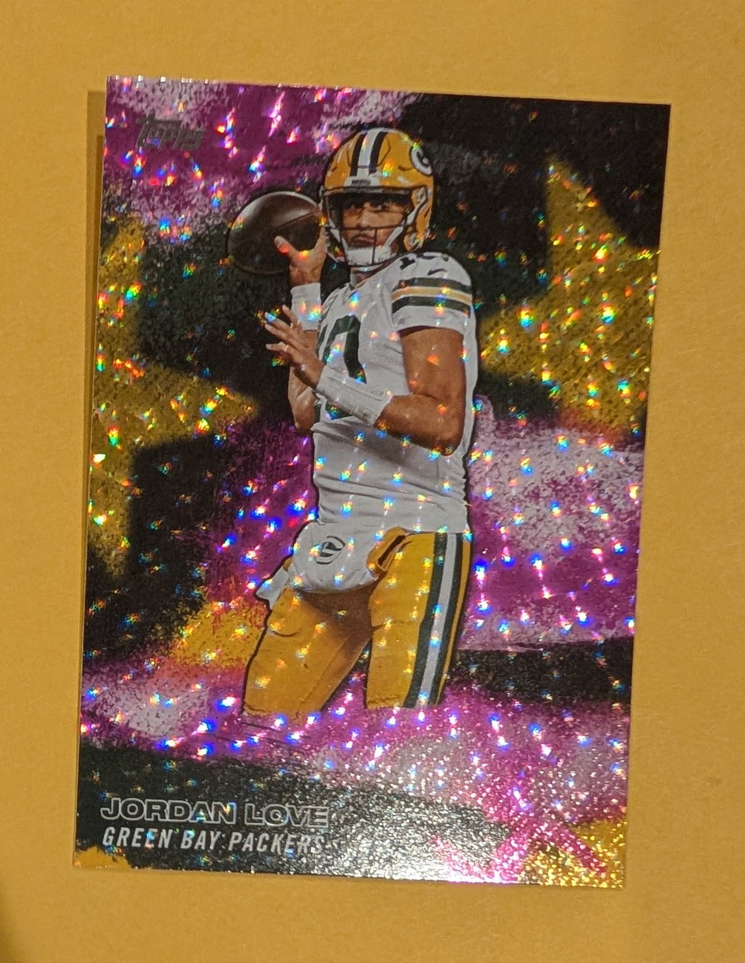 2026 Topps Football Jordan Love NFL Stars #NFLS-13 Pink Crackle Foil
