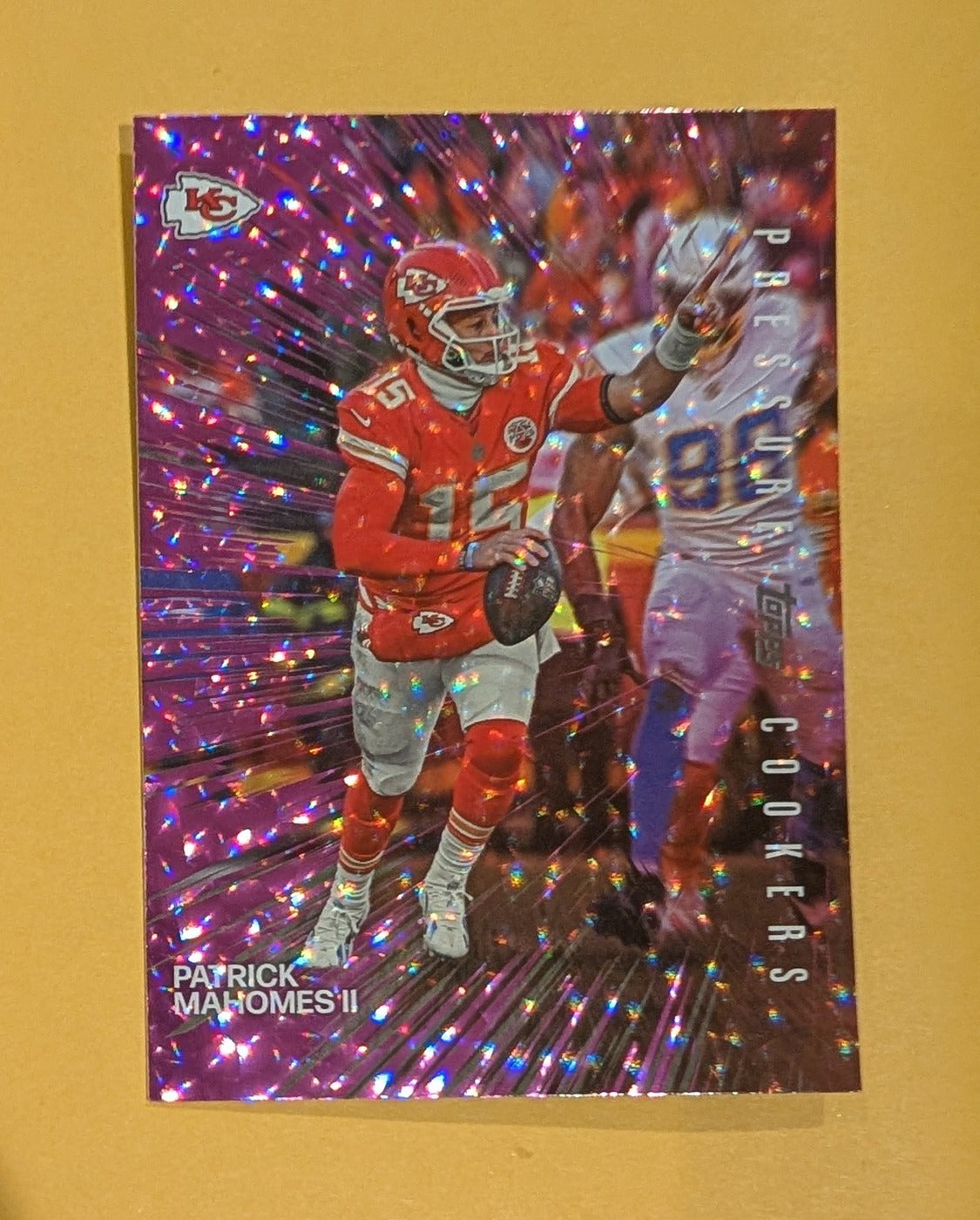 2026 Topps Football Patrick Mahomes Pressure Cookers #PC-10 Pink Crackle Foil