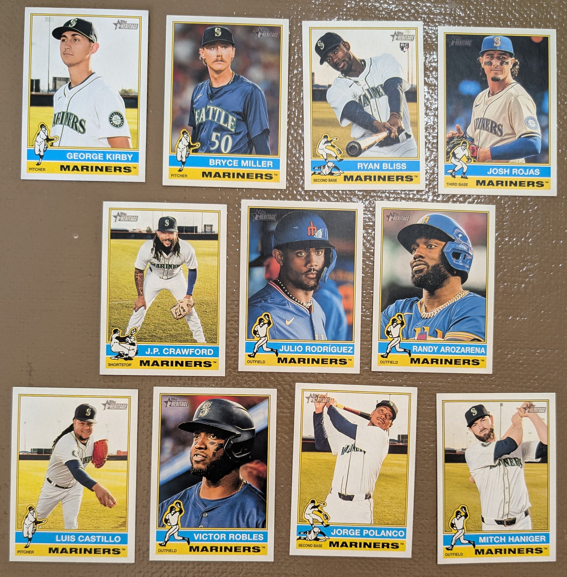 2025 Topps Heritage Baseball Team Set 11 Cards Seattle Mariners Julio Rodriguez Arozarena plaque