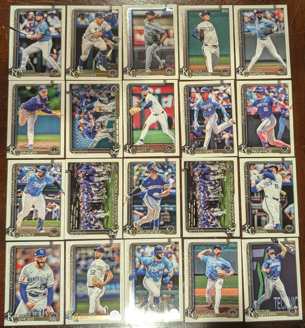 2025 Topps Series 1 + 2 Baseball Team Set 20 Cards Kansas City Royals Bobby Witt Sal Perez plaque