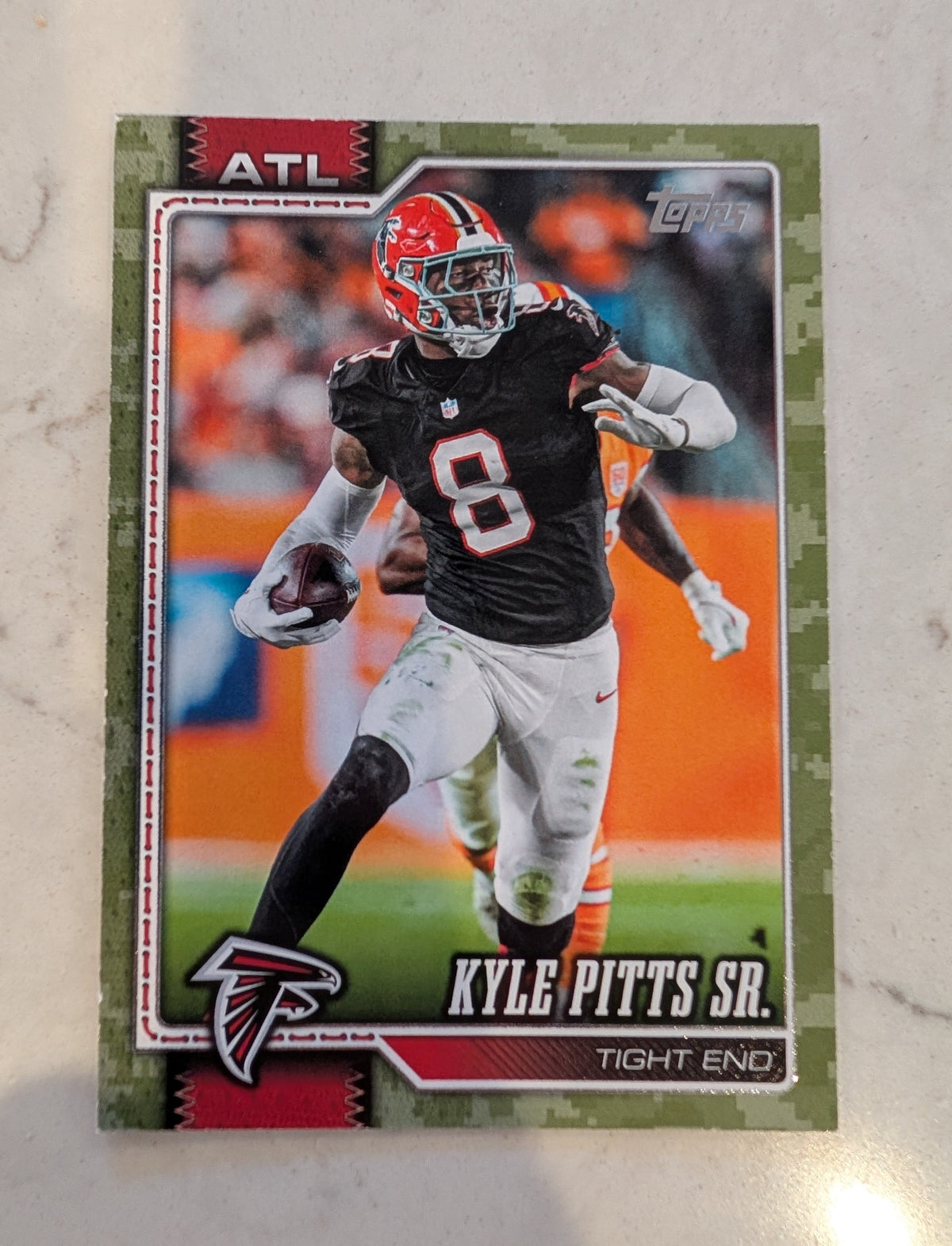 2026 Topps Football Kyle Pitts Sr. Falcons Camo SSP /25 #10