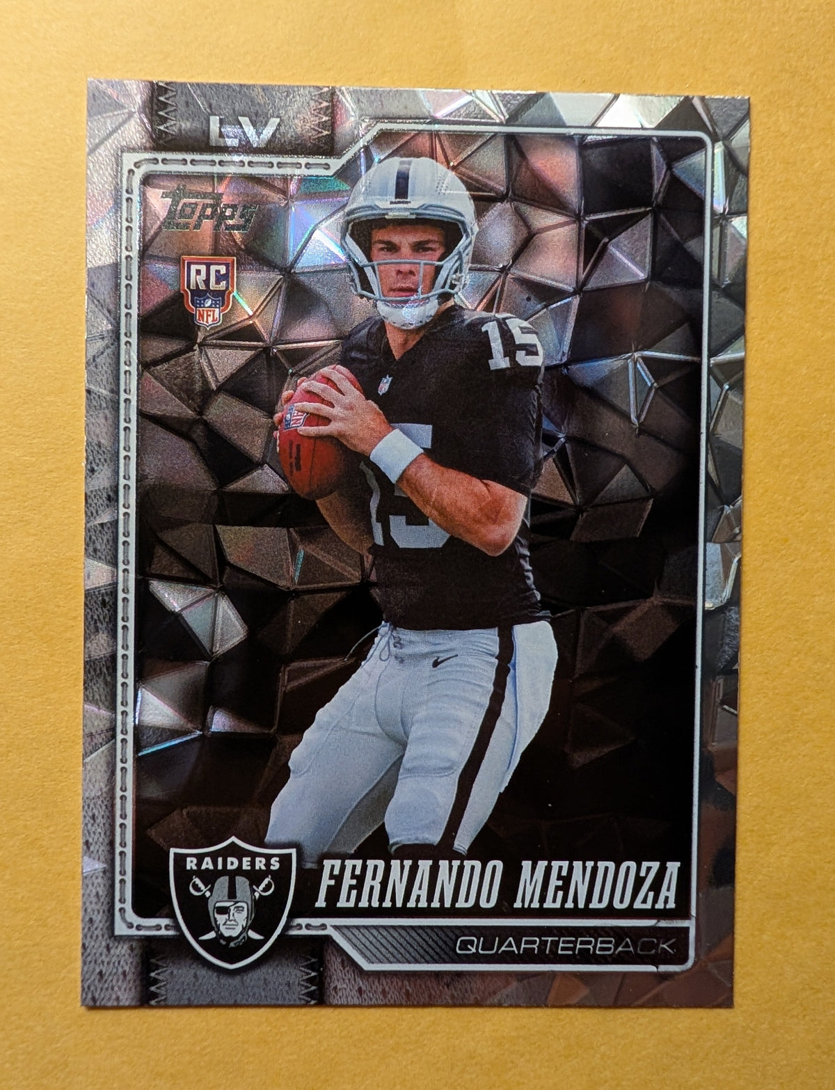 2026 Topps Football Fernando Mendoza Raiders Diamante Foil SP RC #301