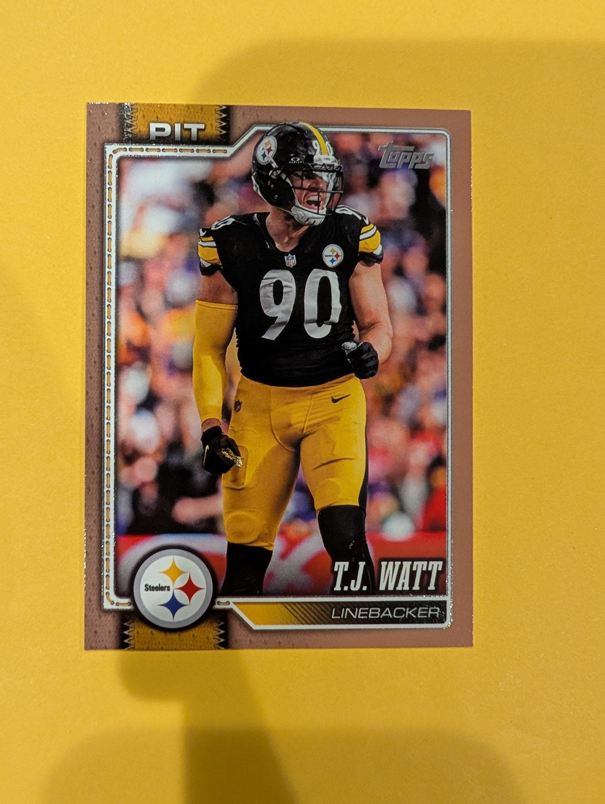 2026 Topps Football T.J. Watt #254 Gold /2026 - front