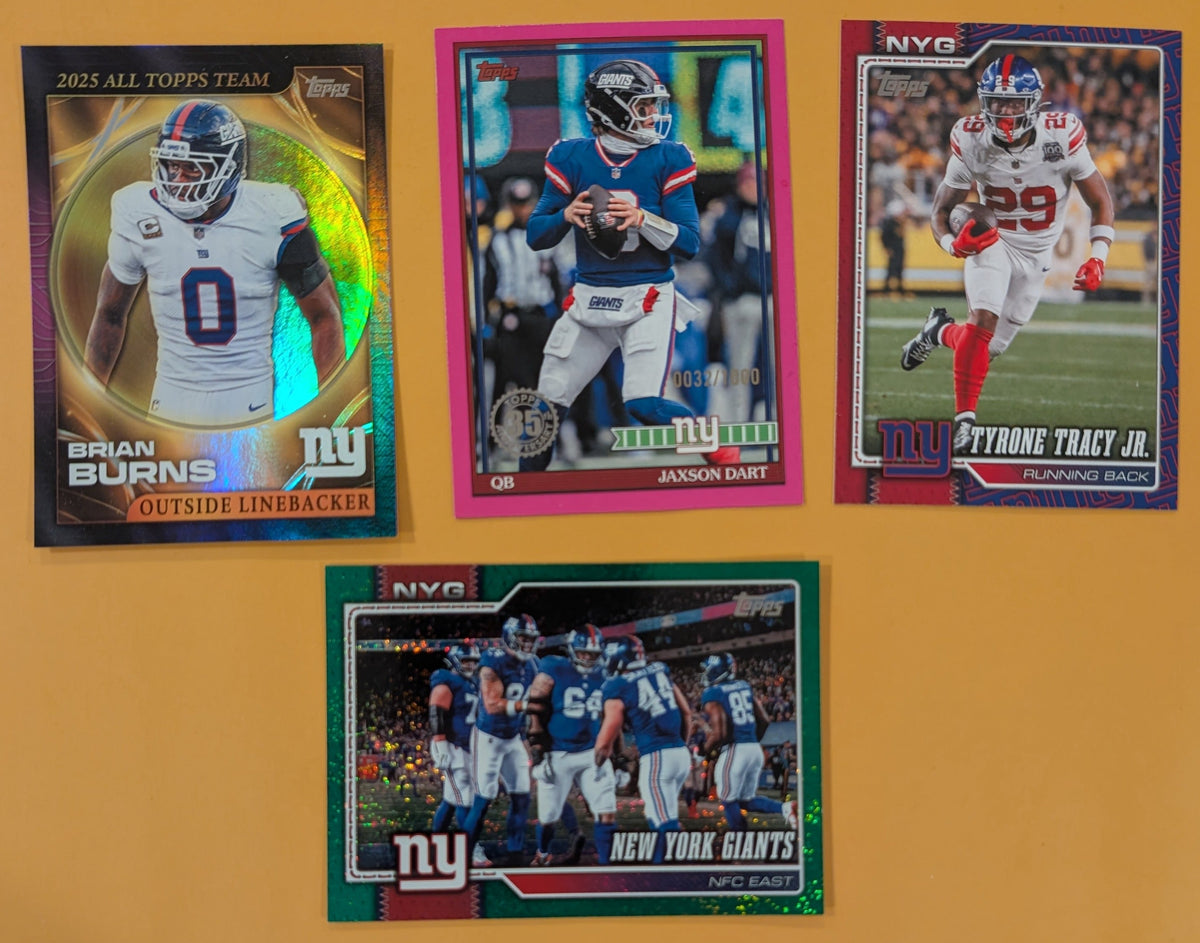 2026 Topps Football Giants 4 Card Lot - Jaxson Dart Pink SP /1000, Brian Burns
