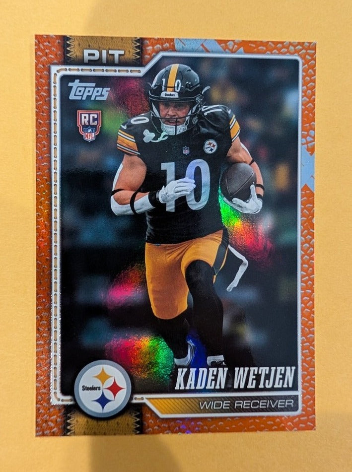 2026 Topps Football Kaden Wetjen Steelers Orange Football SSP /25 RC #370