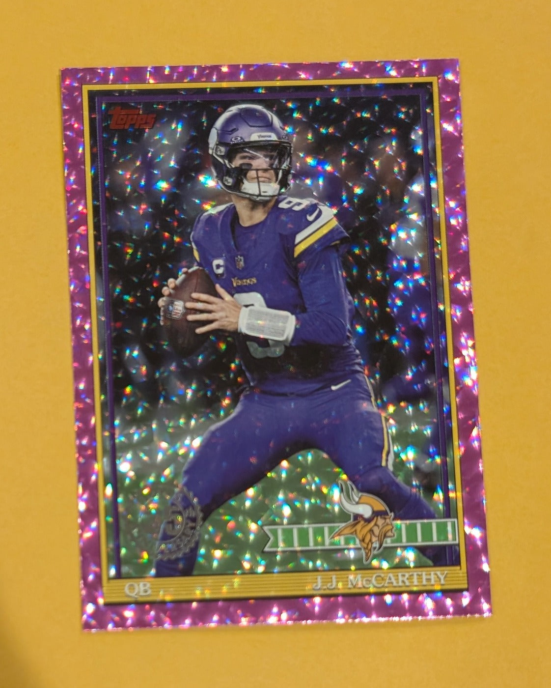 2026 Topps Football J.J. McCarthy 1991 Topps Football #91TF-41 Pink Crackle Foil