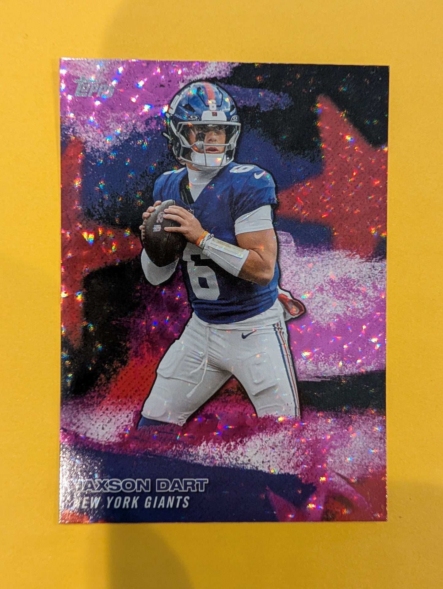 Jaxson Dart NFLS-26 2026 Topps Football NFL Stars Pink Crackle Foil
