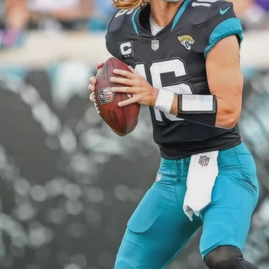 2026 Topps Football Jacksonville Jaguars team set reel