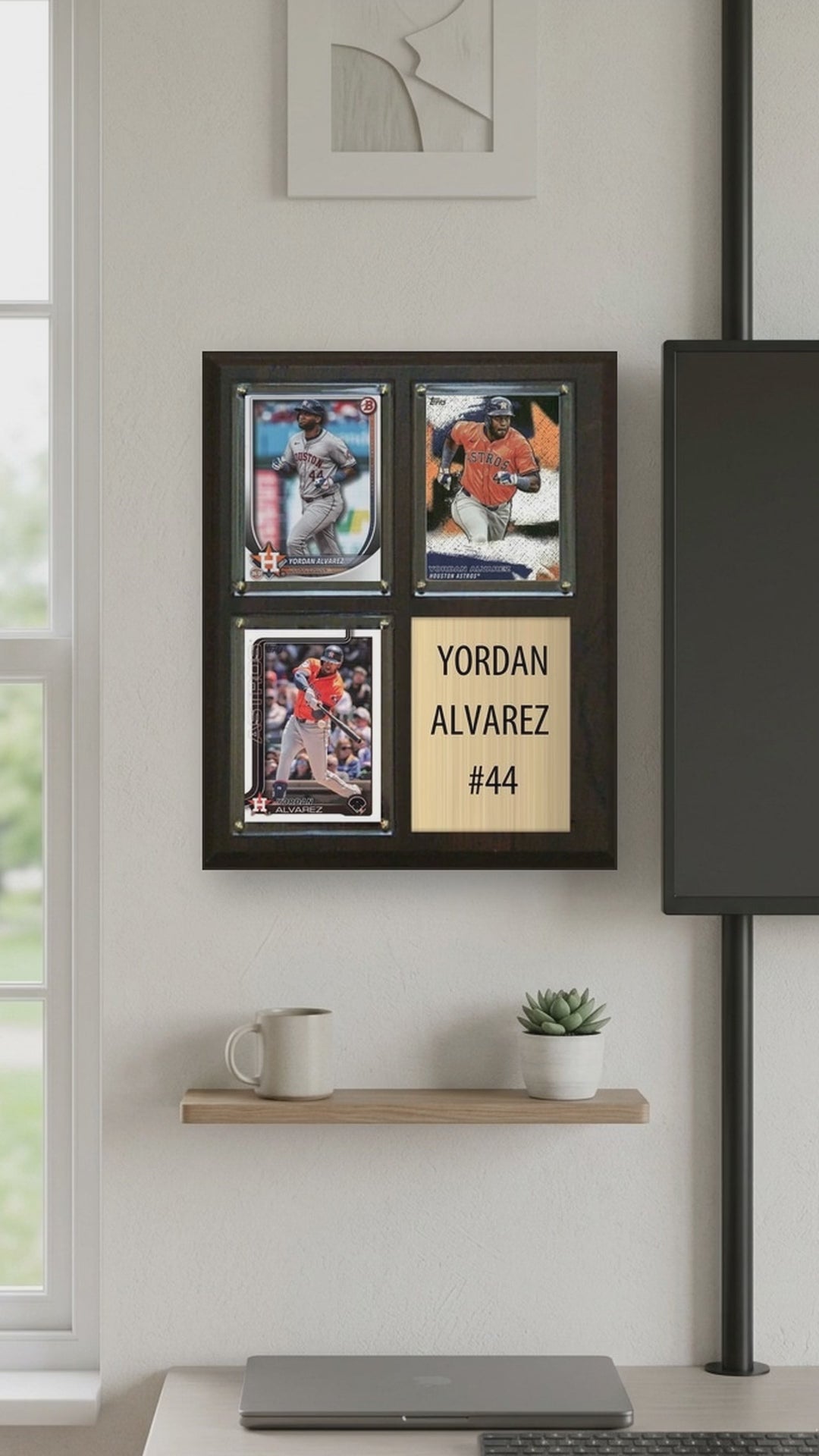 Yordan Alvarez plaque video - vertical 9x16